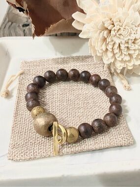 Brown Sandalwood & Gold Druzy Agate  Toggle Bracelet